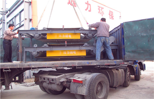 浙江強(qiáng)力永磁自卸式除鐵器 浙江強(qiáng)力永磁自卸式除鐵器