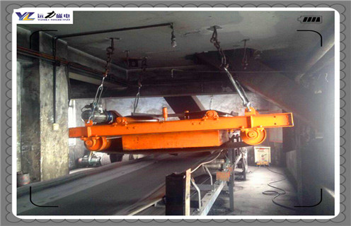 山東永磁自卸式帶式除鐵器 山東永磁自卸式帶式除鐵器