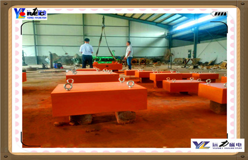 永磁除鐵器,永磁除鐵器型號,永磁除鐵器懸掛高度 永磁除鐵器,永磁除鐵器型號,永磁除鐵器懸掛高度