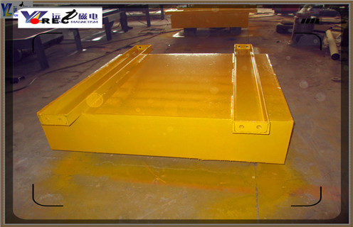 除鐵器接線在安裝時還須由專業人員進行安裝 除鐵器接線在安裝時還須由專業人員進行安裝