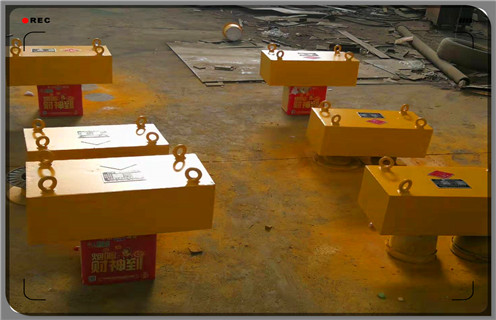 永磁除鐵器,干法除鐵設備,生產干法除鐵設備永磁除鐵器 永磁除鐵器,干法除鐵設備,生產干法除鐵設備永磁除鐵器