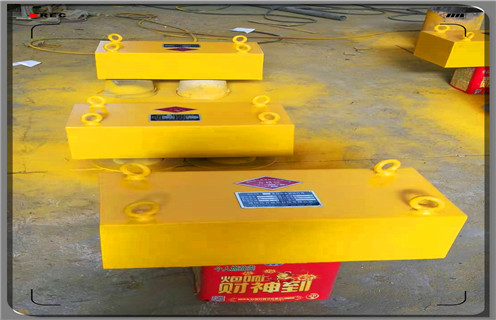 永磁除鐵器,永磁除鐵器建議您在購(gòu)買時(shí)查驗(yàn)下供應(yīng)商資質(zhì)及產(chǎn)品質(zhì)量 永磁除鐵器,永磁除鐵器建議您在購(gòu)買時(shí)查驗(yàn)下供應(yīng)商資質(zhì)及產(chǎn)品質(zhì)量