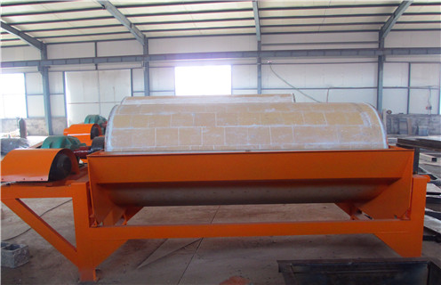 磁選機，磁選機機械在經濟發展中的作用_磁場強度及如何調磁__磁選機機械在經濟發展中的作用參數型號及價格