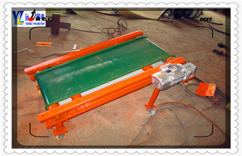 鐵礦石干式磁選機,濰坊鐵礦石干式磁選機的磁性率準備哪些材料?鐵礦錳礦干式磁選機_多滾筒干式磁選機出現被異物擊穿時怎么處理?工作視頻皮帶及結構價格 鐵礦石干式磁選機,濰坊鐵礦石干式磁選機的磁性率準備哪些材料?鐵礦錳礦干式磁選機_多滾筒干式磁選機出現被異物擊穿時怎么處理?工作視頻皮帶及結構價格