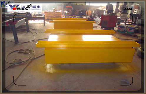 除鐵器，除鐵器運轉中需注意的事項-磁性礦除鐵器運轉中需注意的事項型號表_磁場強度標準范圍