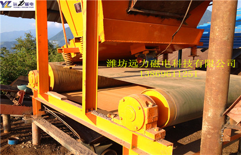 永磁帶式磁選機(jī),永磁帶式高梯度磁選機(jī)研制_遠(yuǎn)力為您講述永磁帶式高梯度磁選機(jī)研制磁場(chǎng)分布圖 永磁帶式磁選機(jī),永磁帶式高梯度磁選機(jī)研制_遠(yuǎn)力為您講述永磁帶式高梯度磁選機(jī)研制磁場(chǎng)分布圖