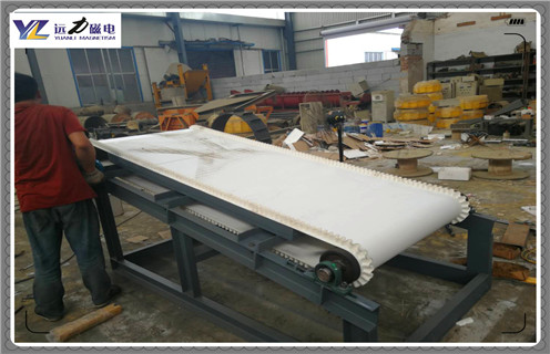 強磁平板磁選機，山東強磁平板式磁選機_如何進行山東強磁平板式磁選機的磁筒更換工作原理_選礦規(guī)格參數(shù)及執(zhí)行標準