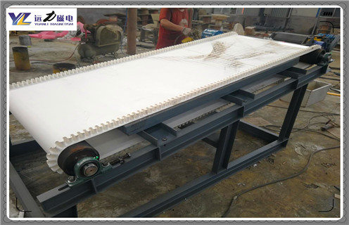 平板磁選機(jī),河南平板式磁選機(jī)_如何進(jìn)行河南平板式磁選機(jī)的磁筒更換工作原理_選礦規(guī)格參數(shù)及執(zhí)行標(biāo) 平板磁選機(jī),河南平板式磁選機(jī)_如何進(jìn)行河南平板式磁選機(jī)的磁筒更換工作原理_選礦規(guī)格參數(shù)及執(zhí)行標(biāo)